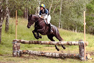 Sandra och Daisy i terrängen. Trollhättan 17/6-07.