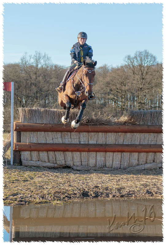 1603-8162-XC_training-SaG-Luddan